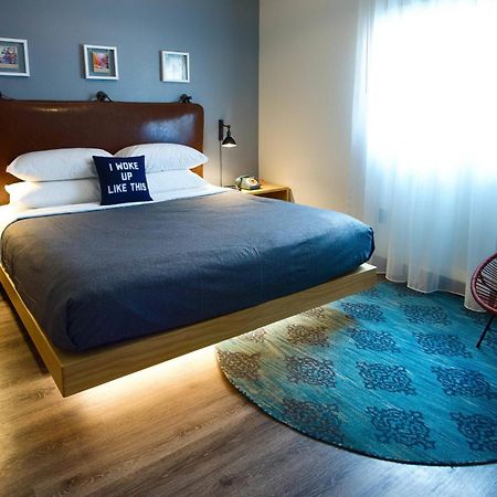 Hotel Moxy New Orleans Downtown/French Quarter Area Extérieur photo
