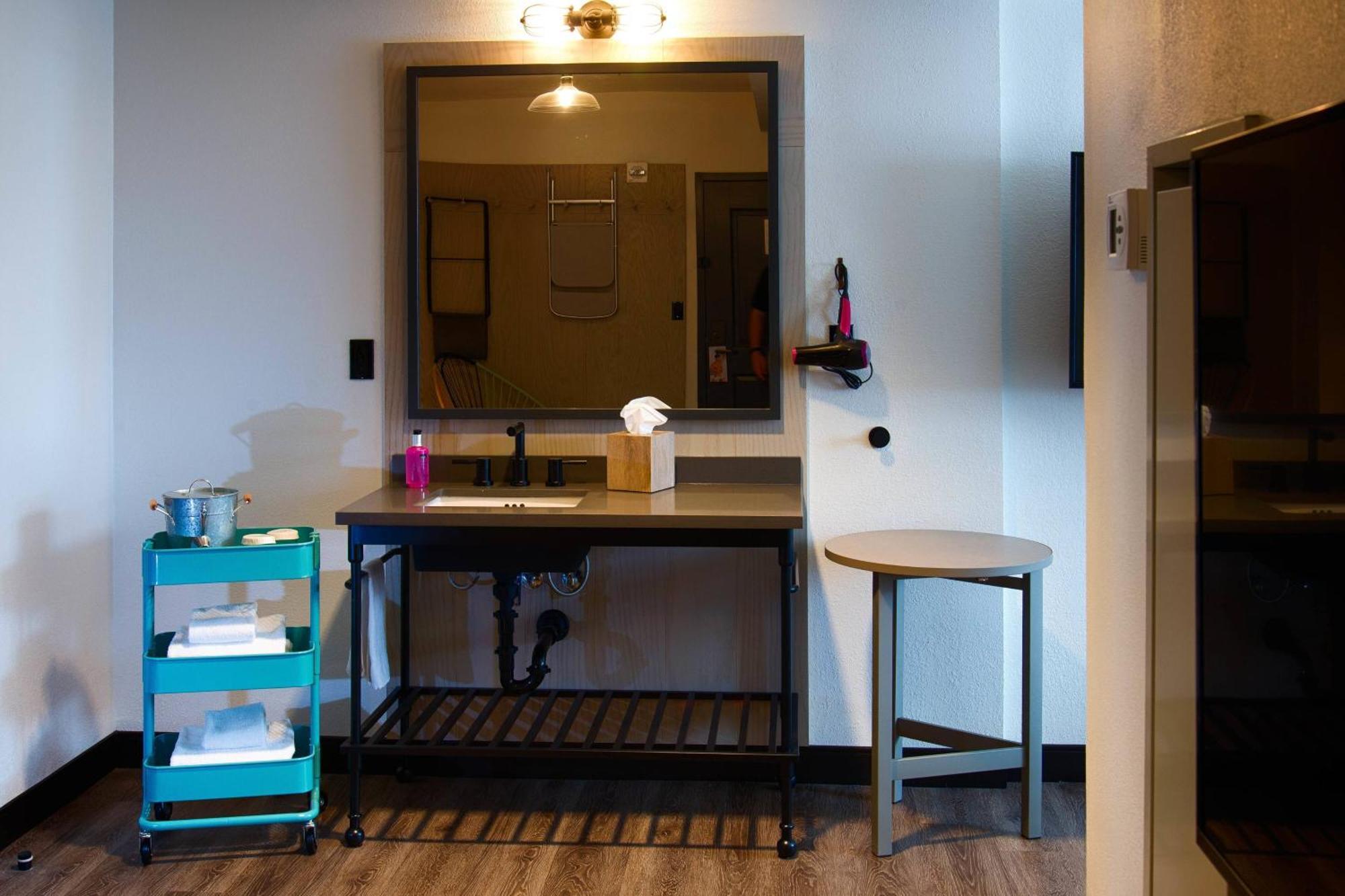 Hotel Moxy New Orleans Downtown/French Quarter Area Extérieur photo
