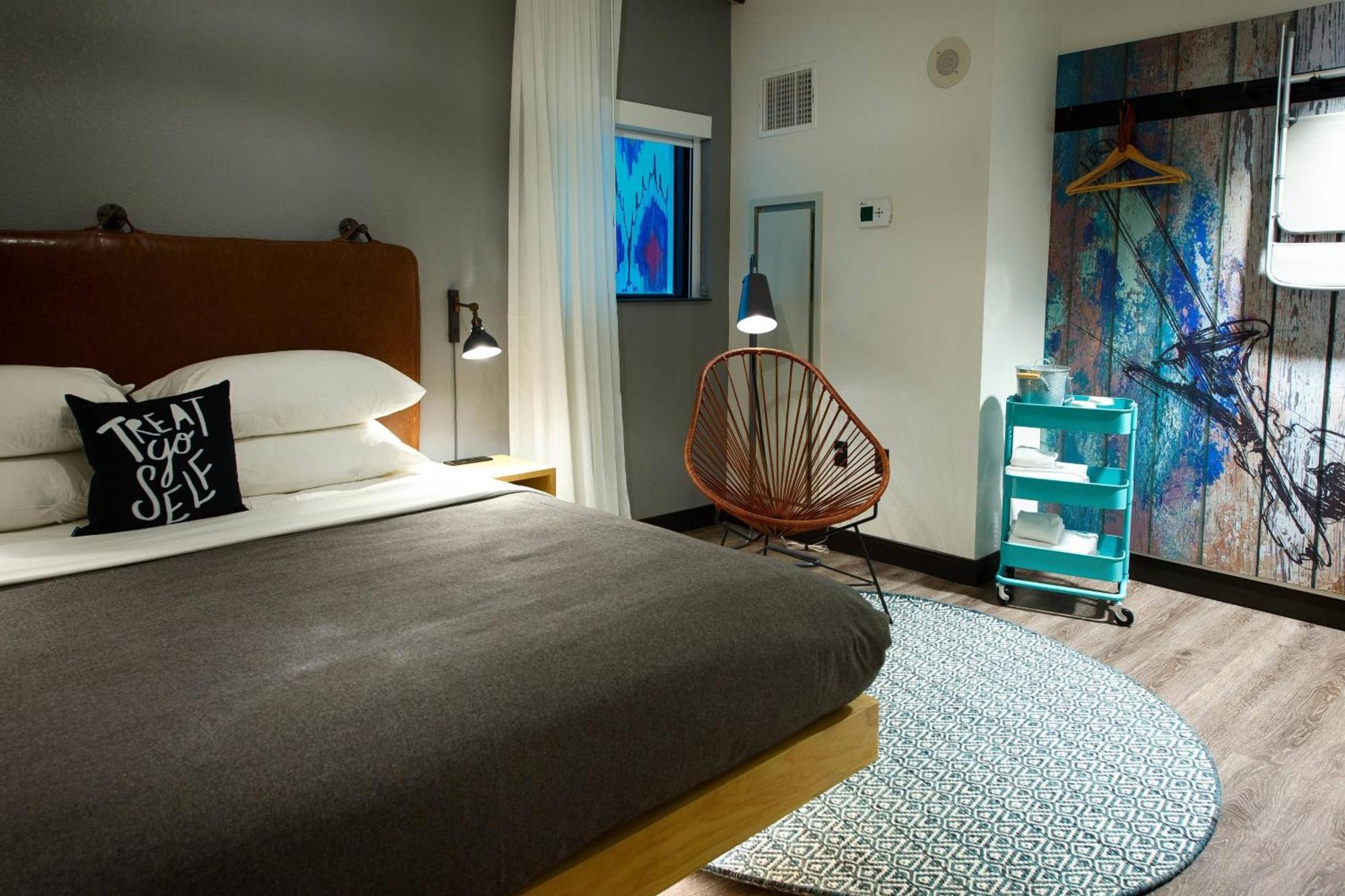 Hotel Moxy New Orleans Downtown/French Quarter Area Extérieur photo