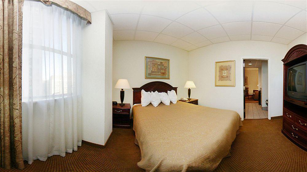 Hotel Moxy New Orleans Downtown/French Quarter Area Extérieur photo